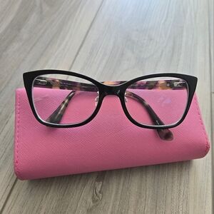 Isaac Mizrahi Stylish Woman's Black Glasses with Pink Case